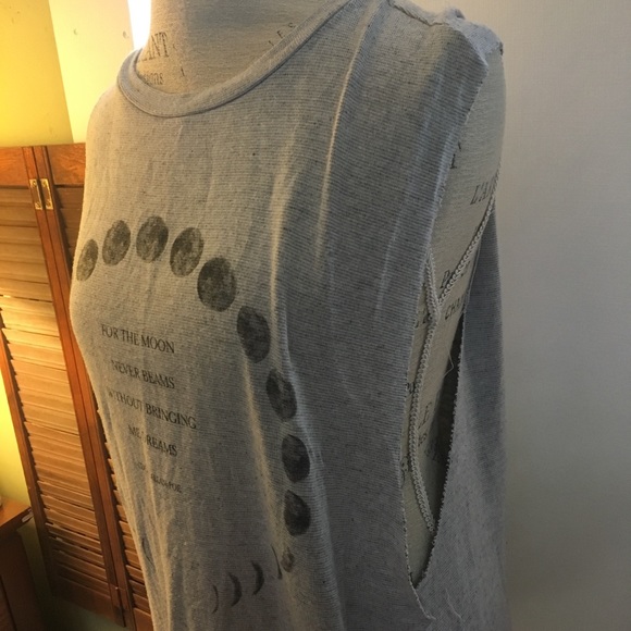 Edgar Allan Poe muscle tank - Picture 5 of 11